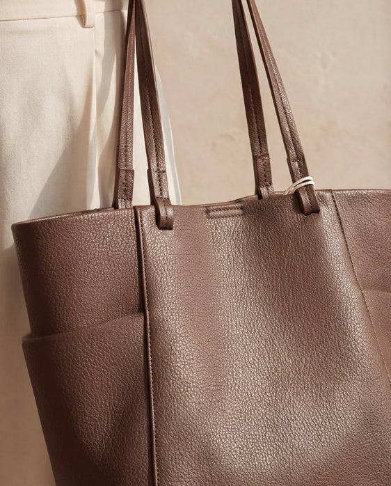 Claire Carryall Tote