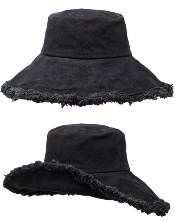 Beach Walk Bucket Hat | Black