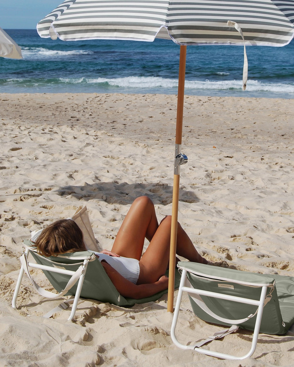The Beach Read Recliner