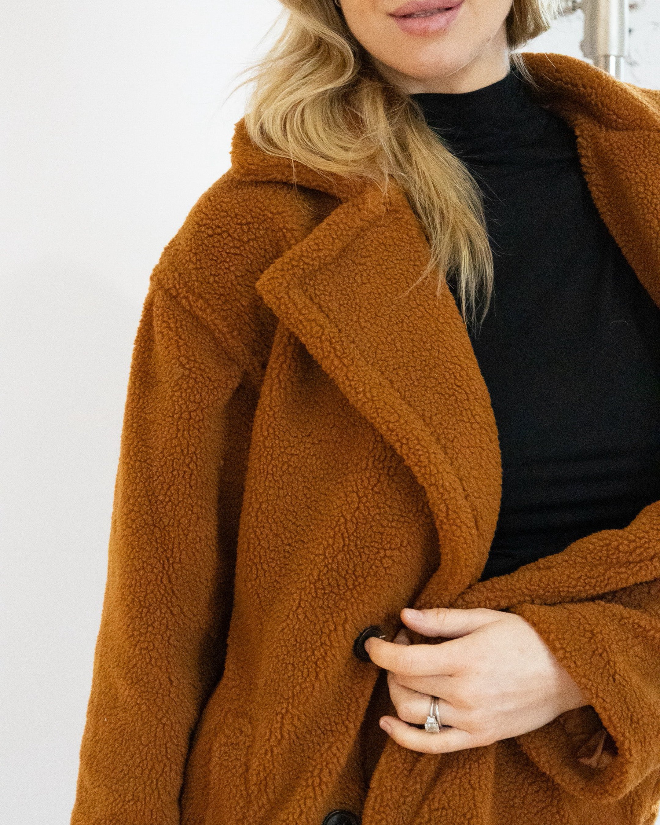 Manhattan Chic Teddy Coat in Ivory